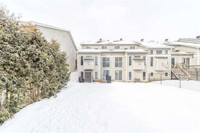 95 Gray Crescent, Townhouse with 3 bedrooms, 3 bathrooms and 3 parking in Ottawa ON | Image 26