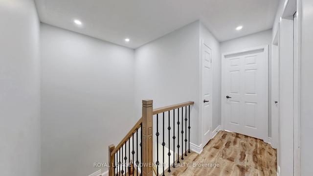 60 Culture Cres, House attached with 3 bedrooms, 3 bathrooms and 3 parking in Brampton ON | Image 16