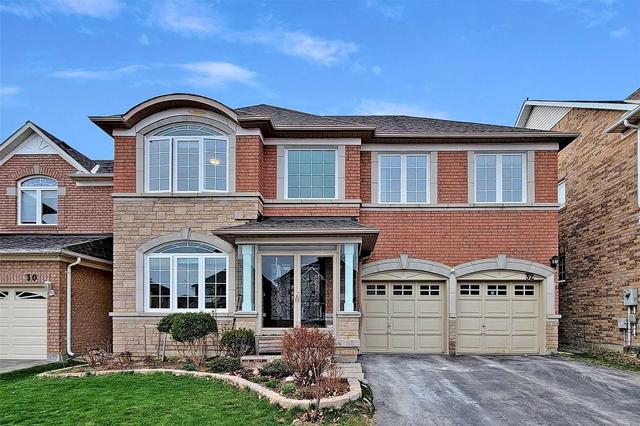 32 Castlemore Ave, House detached with 4 bedrooms, 4 bathrooms and 4 parking in Markham ON | Image 1