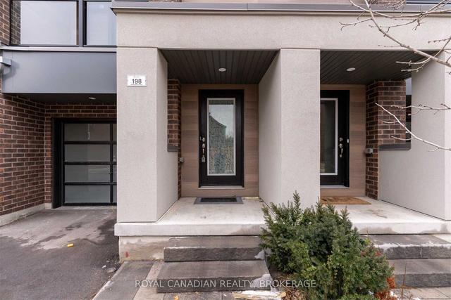198 Moneypenny Pl, House attached with 3 bedrooms, 3 bathrooms and 2 parking in Vaughan ON | Image 12