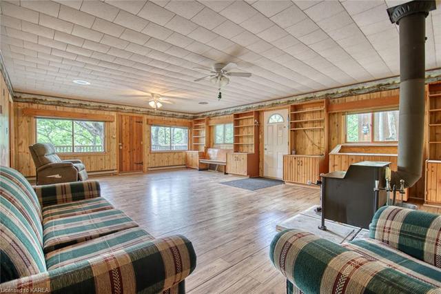 2368 Little Long Lake Road, House detached with 4 bedrooms, 2 bathrooms and 5 parking in South Frontenac ON | Image 12