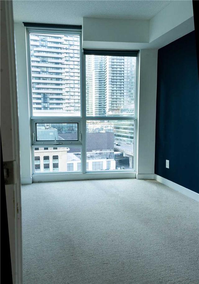 1112 - 33 Bay St, Condo with 2 bedrooms, 2 bathrooms and 1 parking in Toronto ON | Image 10