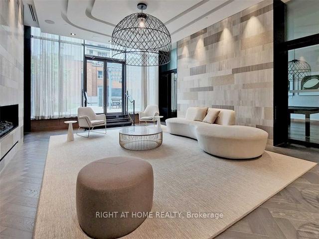 2201 - 125 Redpath Ave, Condo with 1 bedrooms, 2 bathrooms and 0 parking in Toronto ON | Image 4