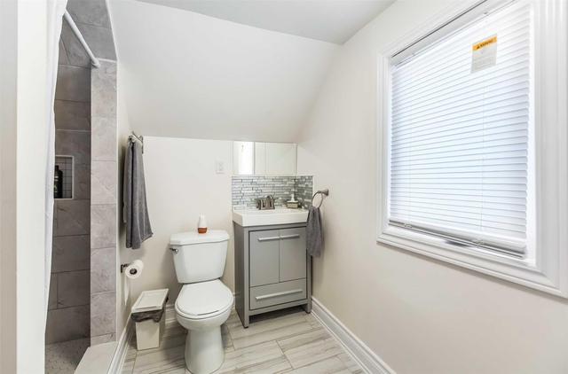 7 Kane Ave, House detached with 3 bedrooms, 3 bathrooms and 2 parking in Toronto ON | Image 13