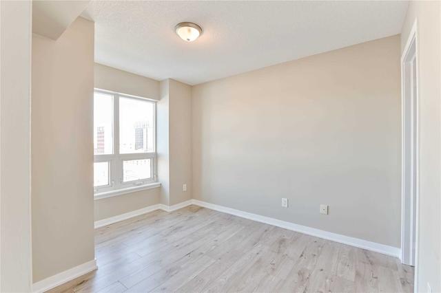 604 - 9 George St N, Condo with 1 bedrooms, 1 bathrooms and 1 parking in Brampton ON | Image 5