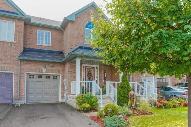 350 Bussel Cres, House attached with 3 bedrooms, 3 bathrooms and 2 parking in Milton ON | Image 1