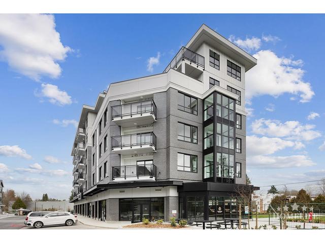 501 - 6285 King George Boulevard, Condo with 2 bedrooms, 2 bathrooms and 1 parking in Surrey BC | Image 1
