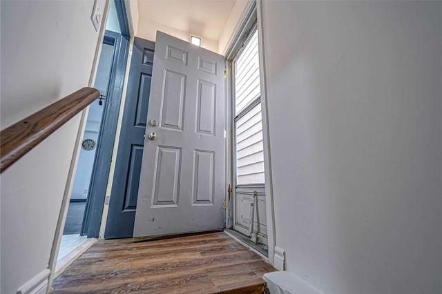 124 Brookmill Blvd, House detached with 3 bedrooms, 4 bathrooms and 3 parking in Toronto ON | Image 33