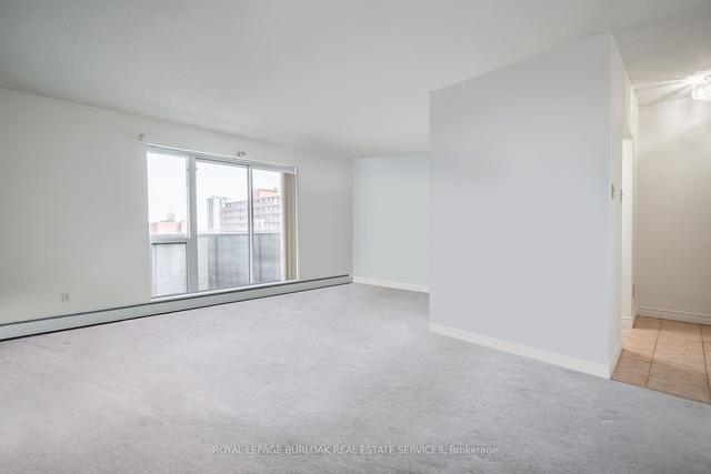 601 - 81 Charlton Ave E, Condo with 2 bedrooms, 1 bathrooms and 1 parking in Hamilton ON | Image 4