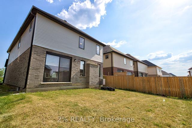 1669 Finley Cres, House detached with 4 bedrooms, 3 bathrooms and 6 parking in London ON | Image 29