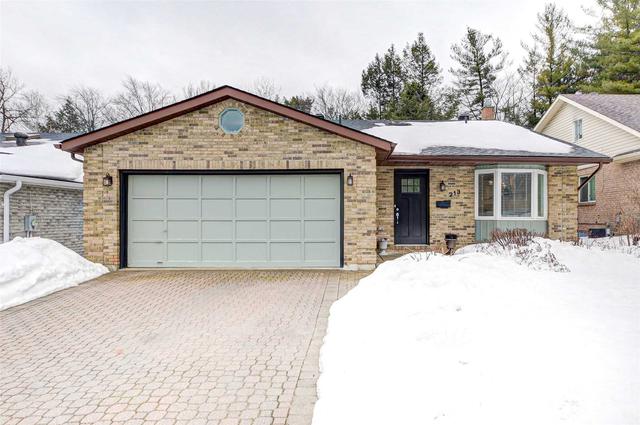 213 Little Ave, House detached with 3 bedrooms, 2 bathrooms and 6 parking in Barrie ON | Image 12