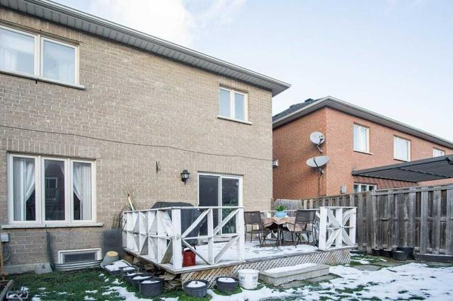 942 Mandolin Pl, House semidetached with 3 bedrooms, 4 bathrooms and 6 parking in Mississauga ON | Image 27