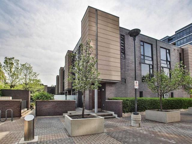 th9 - 15 Valhalla Inn Rd, Townhouse with 4 bedrooms, 3 bathrooms and 1 parking in Toronto ON | Image 1
