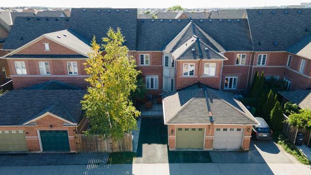 5563 Waterwind Cres, House attached with 3 bedrooms, 3 bathrooms and 0 parking in Mississauga ON | Image 30