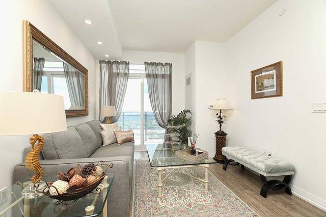 2907 - 55 Ann O'reilly Rd, Condo with 1 bedrooms, 1 bathrooms and 1 parking in Toronto ON | Image 3