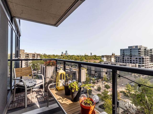 602 - 1 Valhalla Inn Rd, Condo with 2 bedrooms, 2 bathrooms and 1 parking in Toronto ON | Image 7