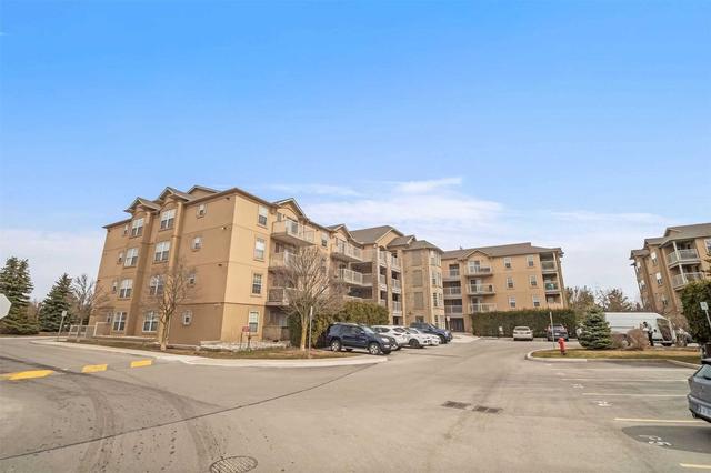 310 - 1440 Bishops Gate, Condo with 2 bedrooms, 2 bathrooms and 1 parking in Oakville ON | Image 37