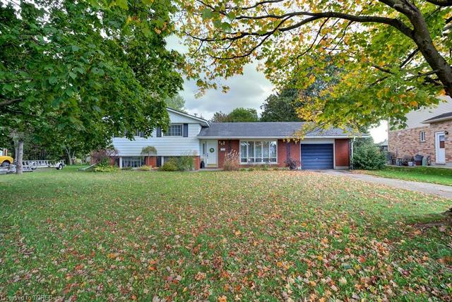 58 Sanders Crescent, House detached with 3 bedrooms, 2 bathrooms and 4 parking in Tillsonburg ON | Image 1