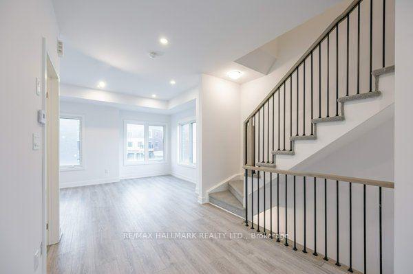 68 Covington Cres, Townhouse with 3 bedrooms, 4 bathrooms and 2 parking in Whitchurch Stouffville ON | Image 23
