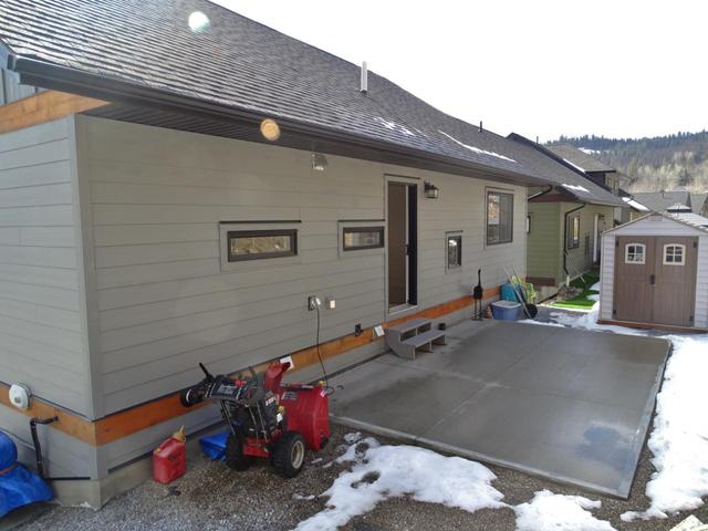 958 Redstone Drive, House detached with 4 bedrooms, 2 bathrooms and 4 parking in Rossland BC | Image 22