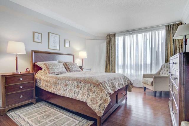 1709 - 1 Palace Pier Crt E, Condo with 2 bedrooms, 2 bathrooms and 1 parking in Toronto ON | Image 8