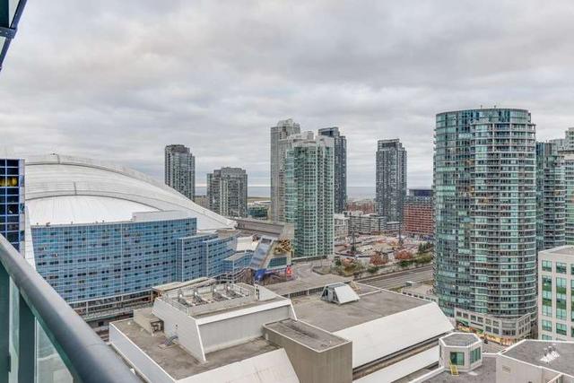 2103 - 300 Front St W, Condo with 1 bedrooms, 1 bathrooms and 1 parking in Toronto ON | Image 4