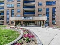 1202 - 4 Lisa St, Condo with 2 bedrooms, 1 bathrooms and 1 parking in Brampton ON | Image 1