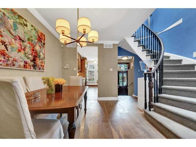 5 Bowman St, House semidetached with 2 bedrooms, 2 bathrooms and 2 parking in Toronto ON | Image 27