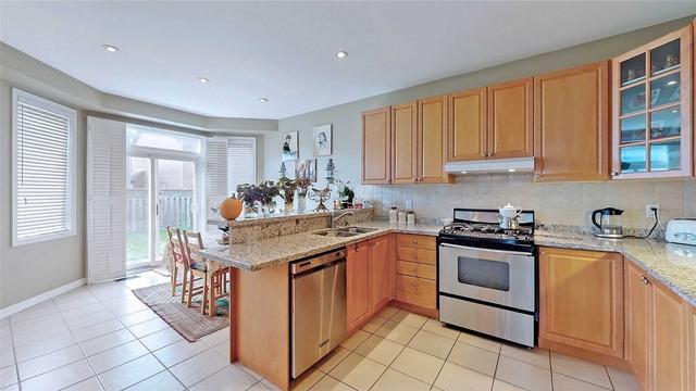 42 Robert Grundy Rd, House detached with 5 bedrooms, 5 bathrooms and 6 parking in Markham ON | Image 16