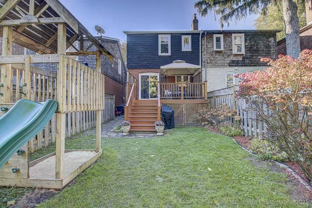 23 Le May Rd, House semidetached with 3 bedrooms, 2 bathrooms and 0 parking in Toronto ON | Image 16