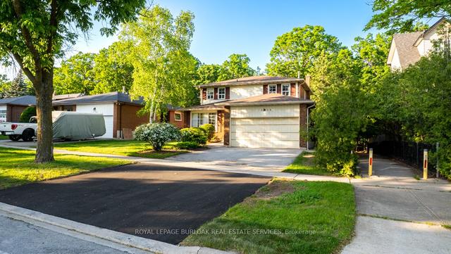 1468 Grand Blvd, House detached with 4 bedrooms, 3 bathrooms and 6 parking in Oakville ON | Image 12