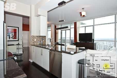 lph 1 - 225 Webb Dr, Condo with 2 bedrooms, 3 bathrooms and 2 parking in Mississauga ON | Image 5