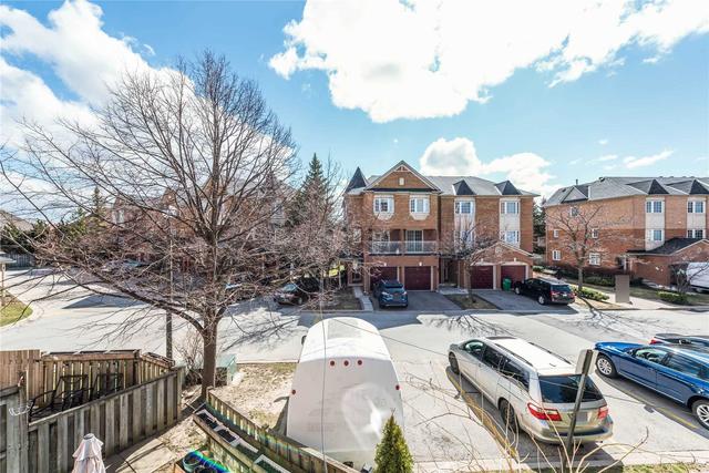 99 - 6950 Tenth Line W, Townhouse with 2 bedrooms, 1 bathrooms and 2 parking in Mississauga ON | Image 12