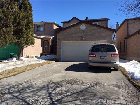 80 Northolt Cres, House attached with 3 bedrooms, 4 bathrooms and 4 parking in Markham ON | Image 1