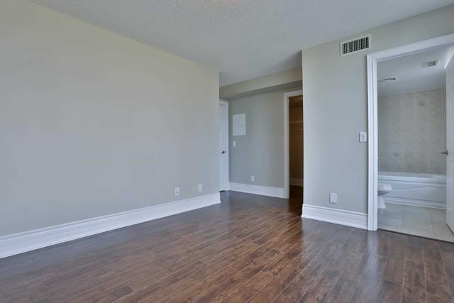 813 - 15 Greenview Ave, Condo with 2 bedrooms, 2 bathrooms and 1 parking in Toronto ON | Image 20