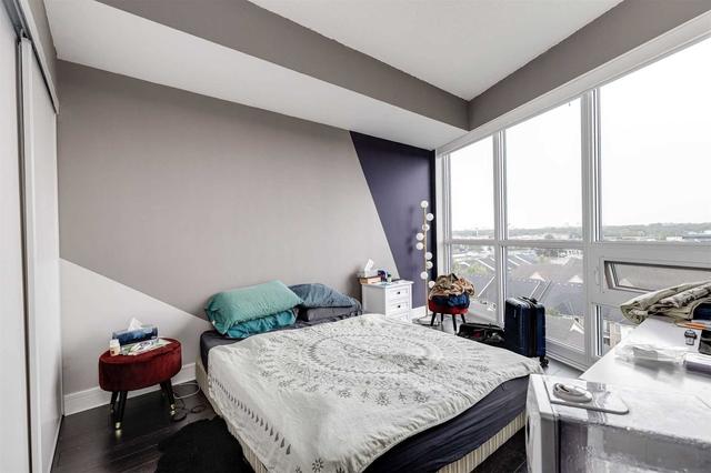 819 - 35 Brian Peck Cres, Condo with 2 bedrooms, 2 bathrooms and 1 parking in Toronto ON | Image 13