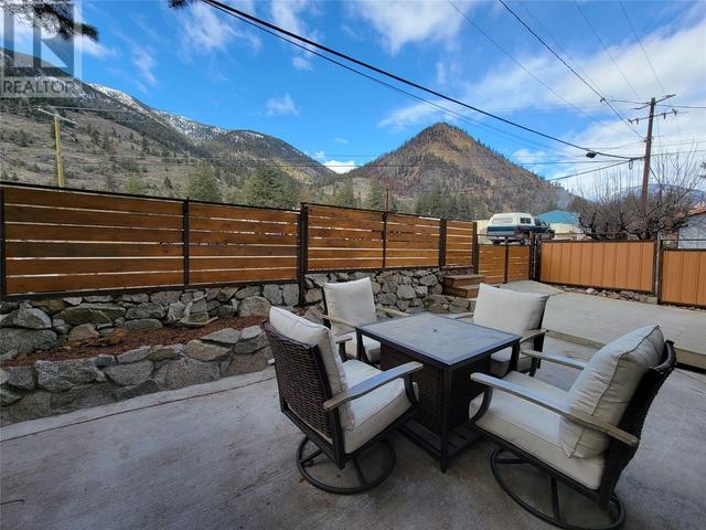 1445 Main Street, House detached with 2 bedrooms, 1 bathrooms and 3 parking in Okanagan Similkameen G BC | Image 45