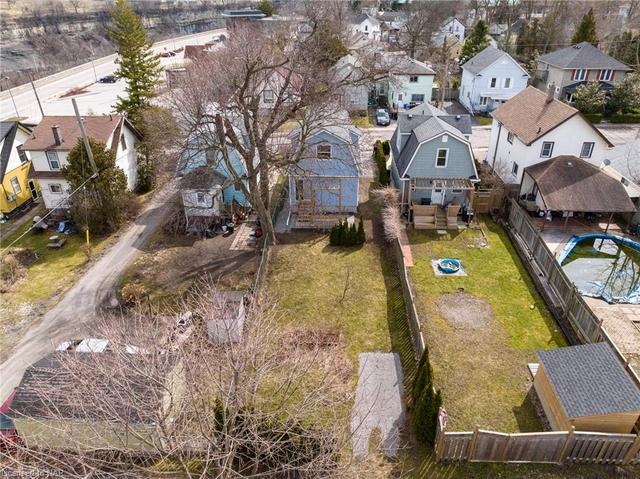 4249 Elgin Street, House detached with 2 bedrooms, 1 bathrooms and null parking in Niagara Falls ON | Image 23