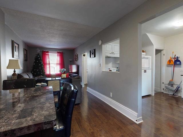 27 East 27th St, House detached with 3 bedrooms, 1 bathrooms and 1 parking in Hamilton ON | Image 8