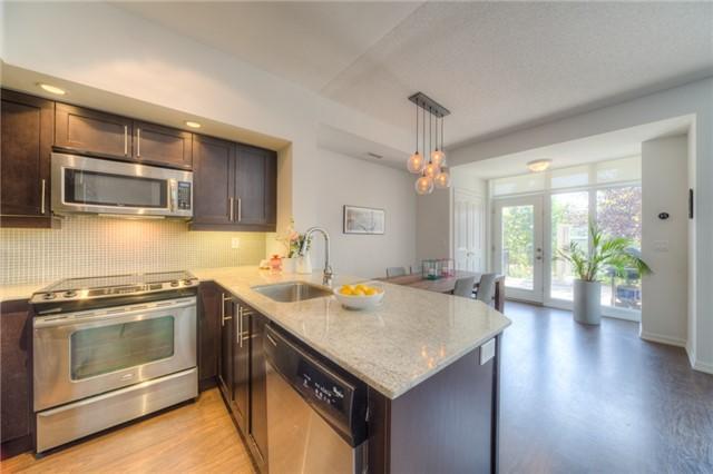th3 - 6 Pirandello St, Townhouse with 2 bedrooms, 2 bathrooms and 1 parking in Toronto ON | Image 2