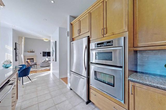 38 Glaceport Cres, House detached with 3 bedrooms, 4 bathrooms and 6 parking in Markham ON | Image 10