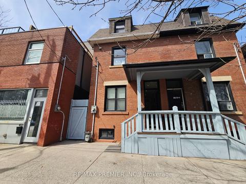 454 Gerrard St E, House semidetached with 5 bedrooms, 4 bathrooms and 0 parking in Toronto ON | Card Image