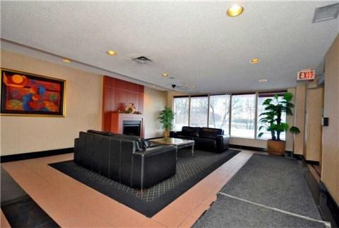 1903 - 145 Hillcrest Ave, Condo with 2 bedrooms, 2 bathrooms and 1 parking in Mississauga ON | Image 2
