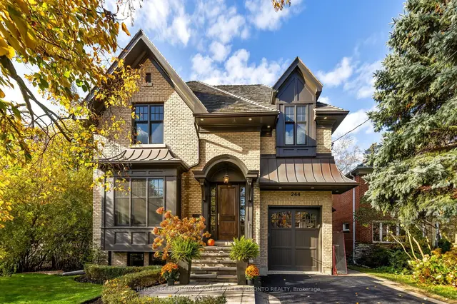 244 Yonge Blvd, House detached with 4 bedrooms, 5 bathrooms and 7 parking in Toronto ON | Image 1