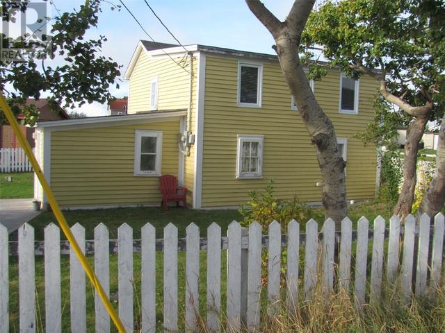 11 Riverstyx Road, House detached with 2 bedrooms, 1 bathrooms and null parking in Bonavista NL | Image 3