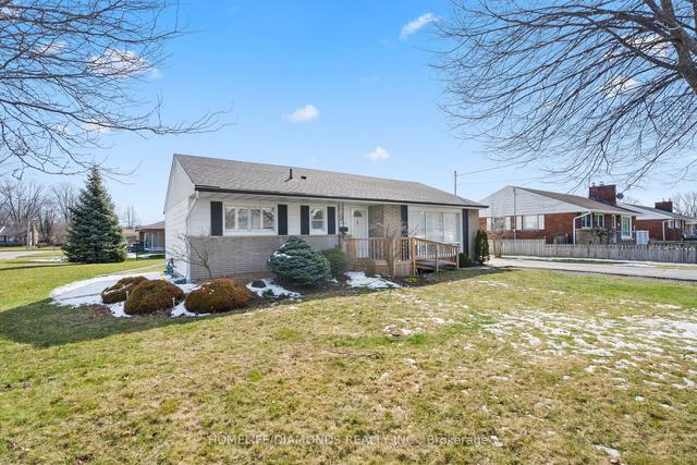 538 Lloyd Ave, House detached with 3 bedrooms, 2 bathrooms and 4 parking in Welland ON | Image 12