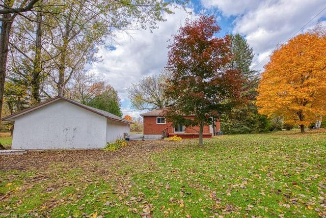 5212 Wilmer Road, House detached with 2 bedrooms, 1 bathrooms and 8 parking in South Frontenac ON | Image 7