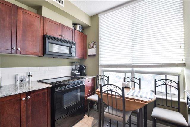 1412 - 1359 Rathburn Rd E, Condo with 2 bedrooms, 2 bathrooms and 1 parking in Mississauga ON | Image 2