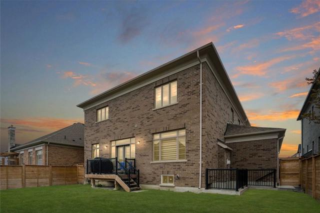 54 Balloon Cres, House detached with 5 bedrooms, 5 bathrooms and 7 parking in Brampton ON | Image 25