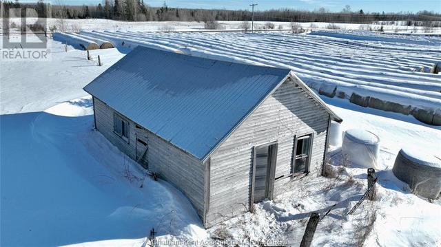 4045 On 579 Highway, Home with 4 bedrooms, 2 bathrooms and null parking in Cochrane ON | Image 40